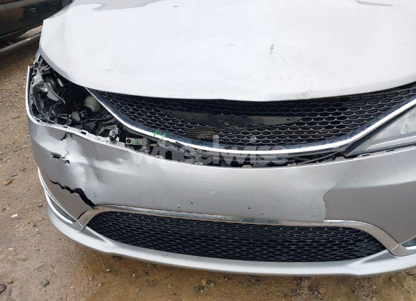 Photo 6 of 2019 Chrysler Pacifica LIMITED (VIN 2C4RC1GG1KR666302)