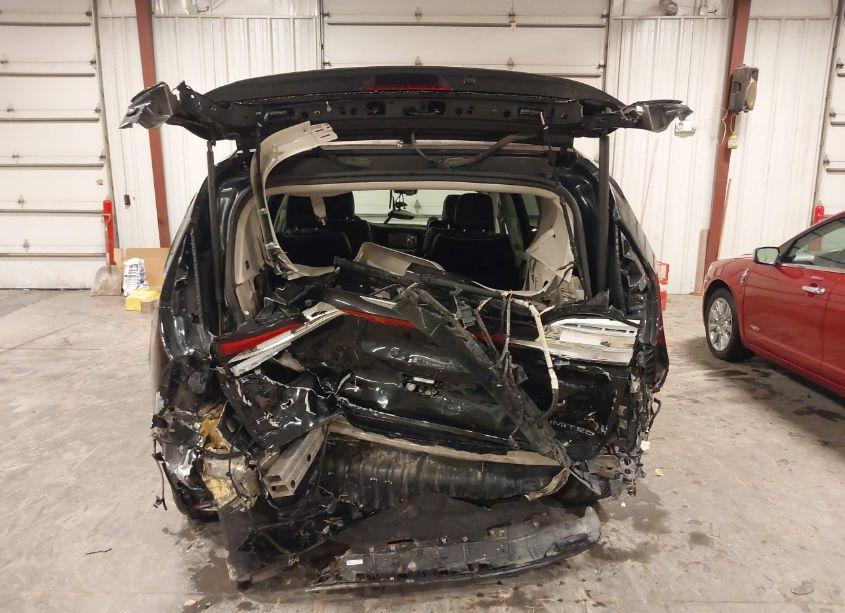 Photo 17 of 2022 Chrysler Pacifica LIMITED (VIN 2C4RC1GG1NR133550)