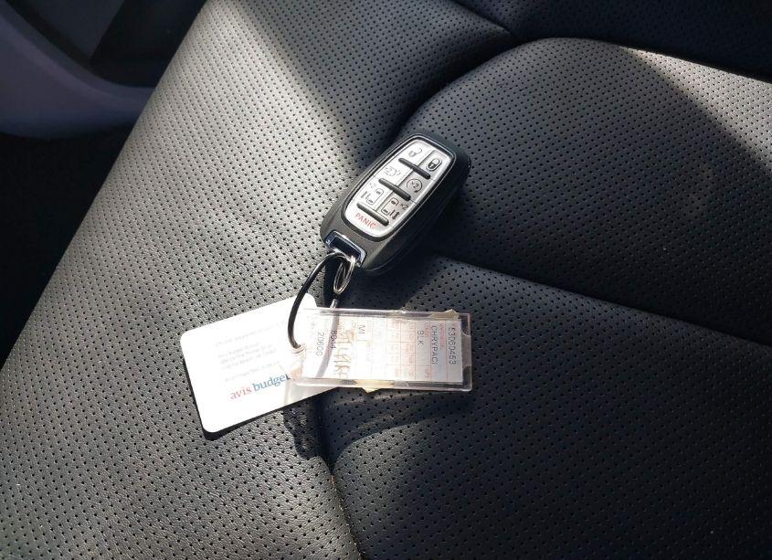 Photo 11 of 2023 Chrysler Pacifica LIMITED (VIN 2C4RC1GG1PR552355)