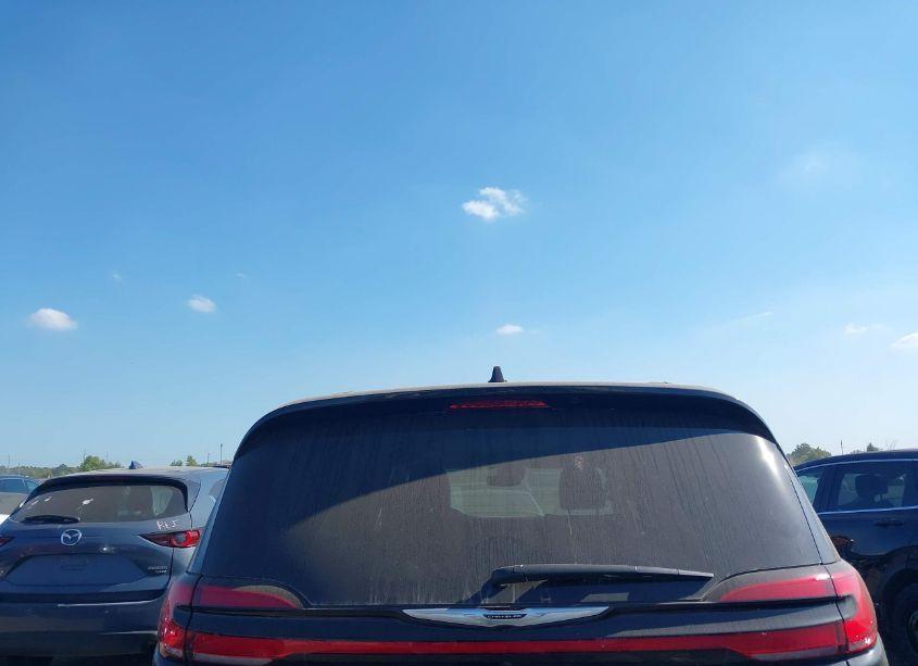 Photo 16 of 2023 Chrysler Pacifica LIMITED (VIN 2C4RC1GG1PR552355)