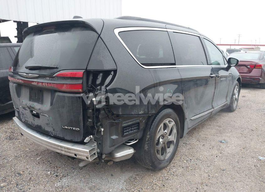 Photo 4 of 2023 Chrysler Pacifica LIMITED (VIN 2C4RC1GG1PR601585)