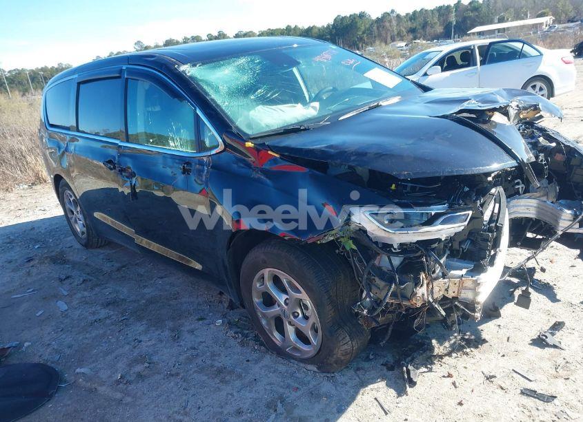 2024 Chrysler Pacifica LIMITED (VIN 2C4RC1GG1RR181006) main photo