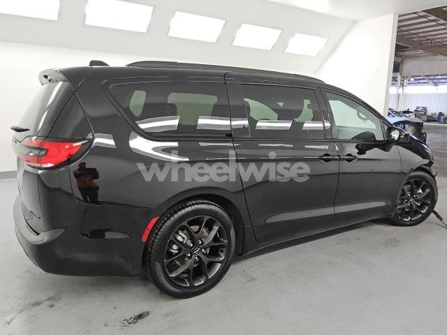 2025 CHRYSLER PACIFICA LIMITED (VIN 2C4RC1GG1SR529330) main photo