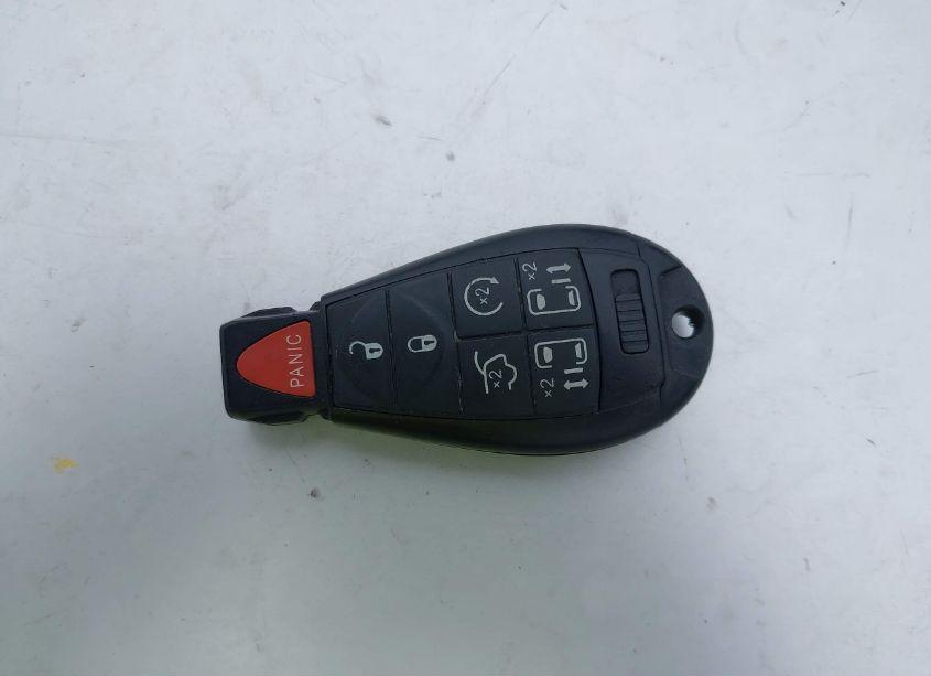 Photo 11 of 2014 Chrysler Town & COUNTRY LIMITED (VIN 2C4RC1GG2ER297387)