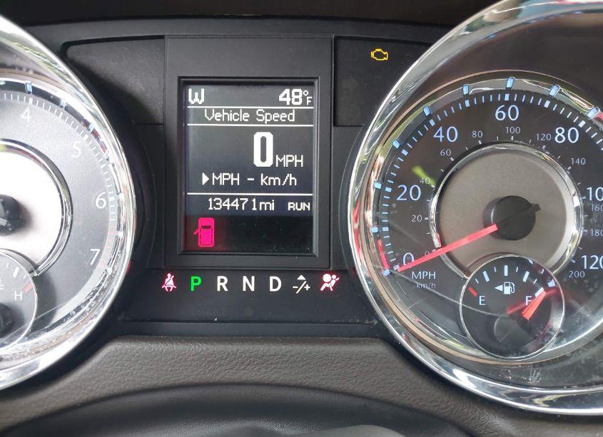 Photo 7 of 2014 Chrysler Town & COUNTRY LIMITED (VIN 2C4RC1GG2ER297387)