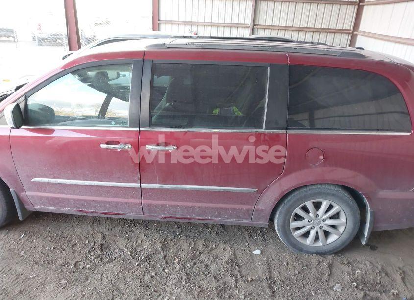 Photo 14 of 2015 Chrysler Town & COUNTRY LIMITED PLATINUM (VIN 2C4RC1GG2FR731261)