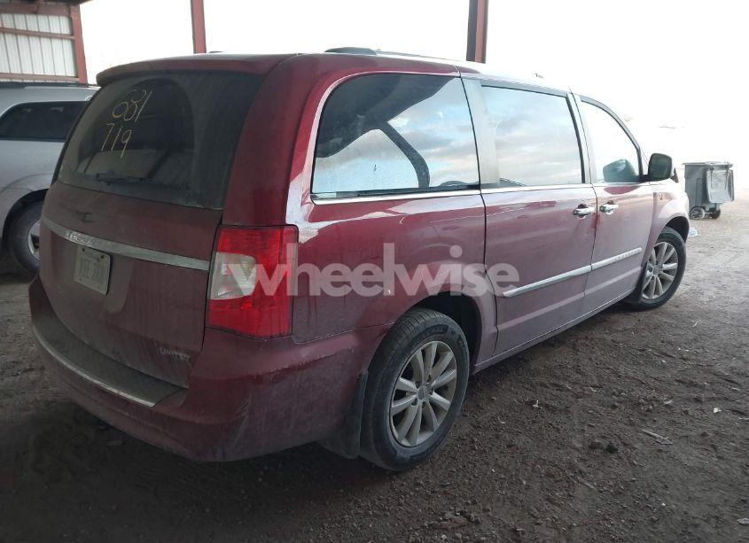 Photo 4 of 2015 Chrysler Town & COUNTRY LIMITED PLATINUM (VIN 2C4RC1GG2FR731261)