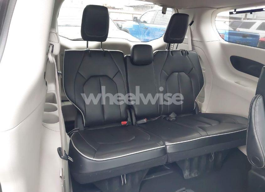 Photo 17 of 2023 Chrysler Pacifica LIMITED (VIN 2C4RC1GG2PR557595)