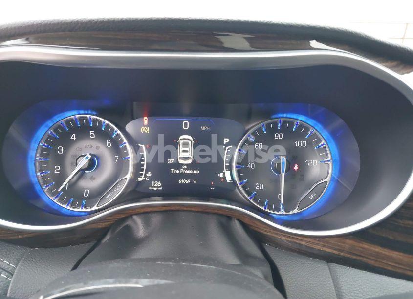 Photo 7 of 2023 Chrysler Pacifica LIMITED (VIN 2C4RC1GG2PR557595)