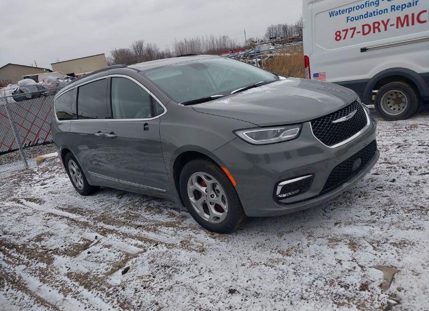 2023 Chrysler Pacifica LIMITED (VIN 2C4RC1GG2PR577233) main photo