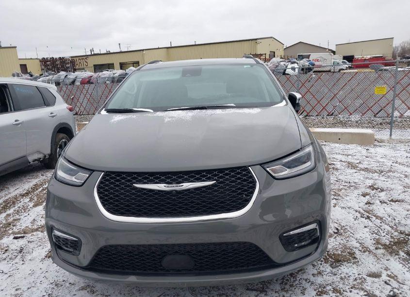 Photo 12 of 2023 Chrysler Pacifica LIMITED (VIN 2C4RC1GG2PR577233)