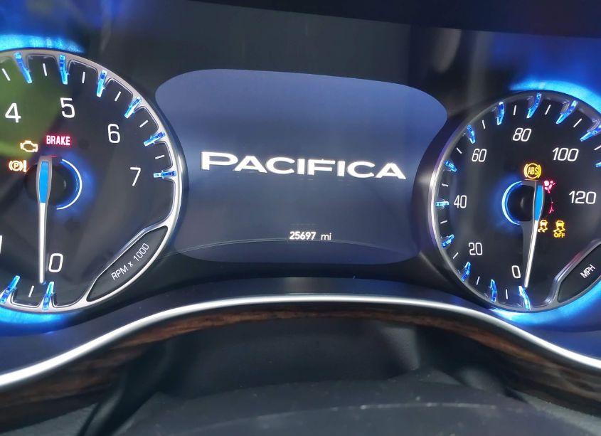 Photo 15 of 2023 Chrysler Pacifica LIMITED (VIN 2C4RC1GG2PR577233)