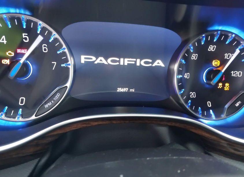 Photo 7 of 2023 Chrysler Pacifica LIMITED (VIN 2C4RC1GG2PR577233)