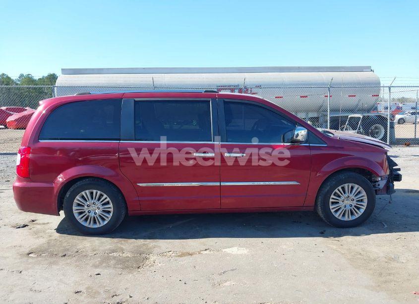 Photo 14 of 2012 Chrysler Town & COUNTRY LIMITED (VIN 2C4RC1GG3CR118576)