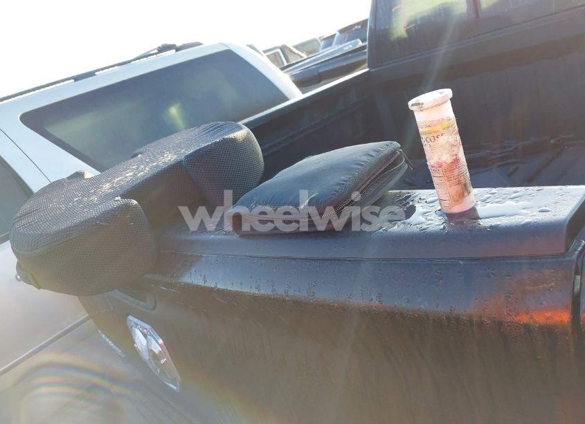 Photo 12 of 2016 Chrysler Town & COUNTRY LIMITED PLATINUM (VIN 2C4RC1GG3GR240151)