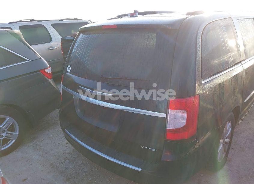 Photo 17 of 2016 Chrysler Town & COUNTRY LIMITED PLATINUM (VIN 2C4RC1GG3GR240151)