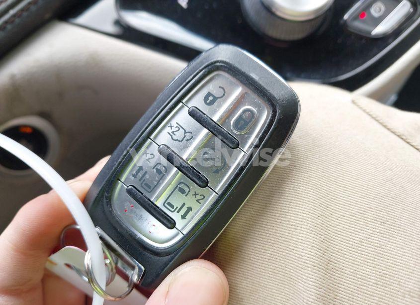 Photo 11 of 2017 Chrysler Pacifica LIMITED (VIN 2C4RC1GG3HR566162)