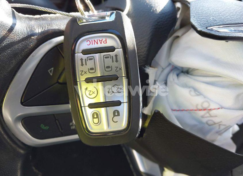 Photo 11 of 2022 Chrysler Pacifica LIMITED (VIN 2C4RC1GG3NR109914)