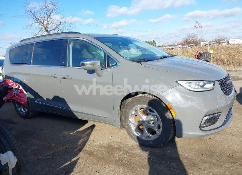 Photo 13 of 2022 Chrysler Pacifica LIMITED (VIN 2C4RC1GG3NR109914)