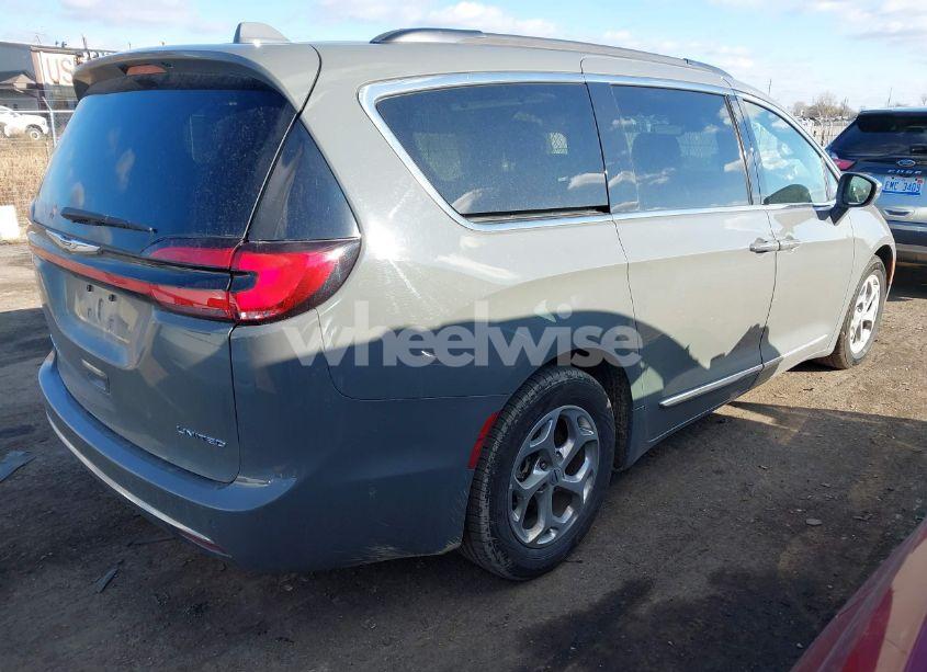 Photo 4 of 2022 Chrysler Pacifica LIMITED (VIN 2C4RC1GG3NR109914)