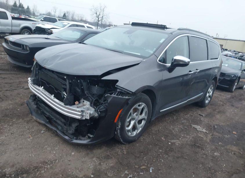 Photo 2 of 2023 Chrysler Pacifica LIMITED (VIN 2C4RC1GG3PR530390)
