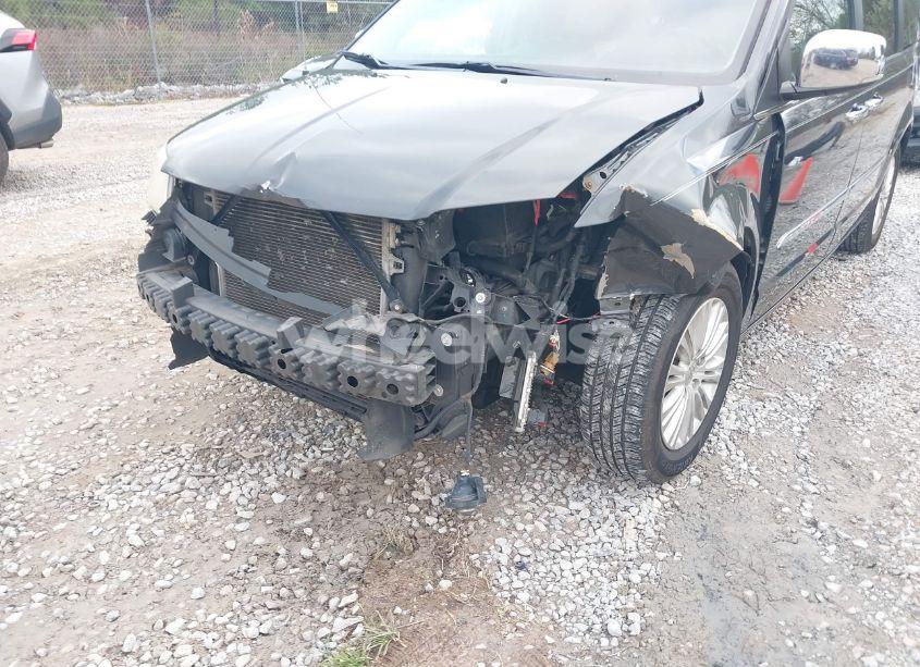 Photo 6 of 2012 Chrysler Town & COUNTRY LIMITED (VIN 2C4RC1GG4CR309231)