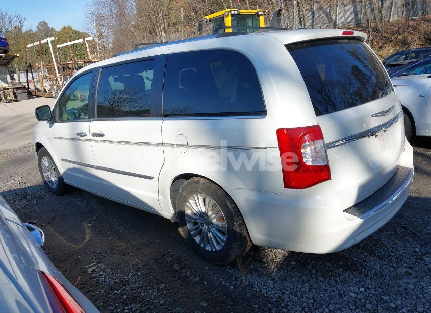 Photo 3 of 2013 Chrysler Town & COUNTRY LIMITED (VIN 2C4RC1GG4DR531642)