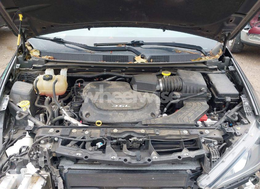 Photo 10 of 2018 Chrysler Pacifica LIMITED (VIN 2C4RC1GG4JR295389)