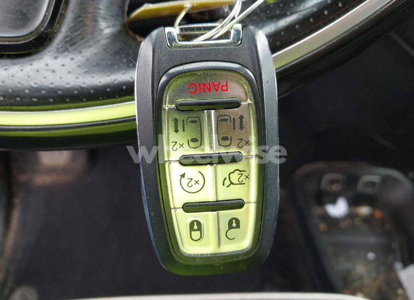 Photo 11 of 2018 Chrysler Pacifica LIMITED (VIN 2C4RC1GG4JR295389)