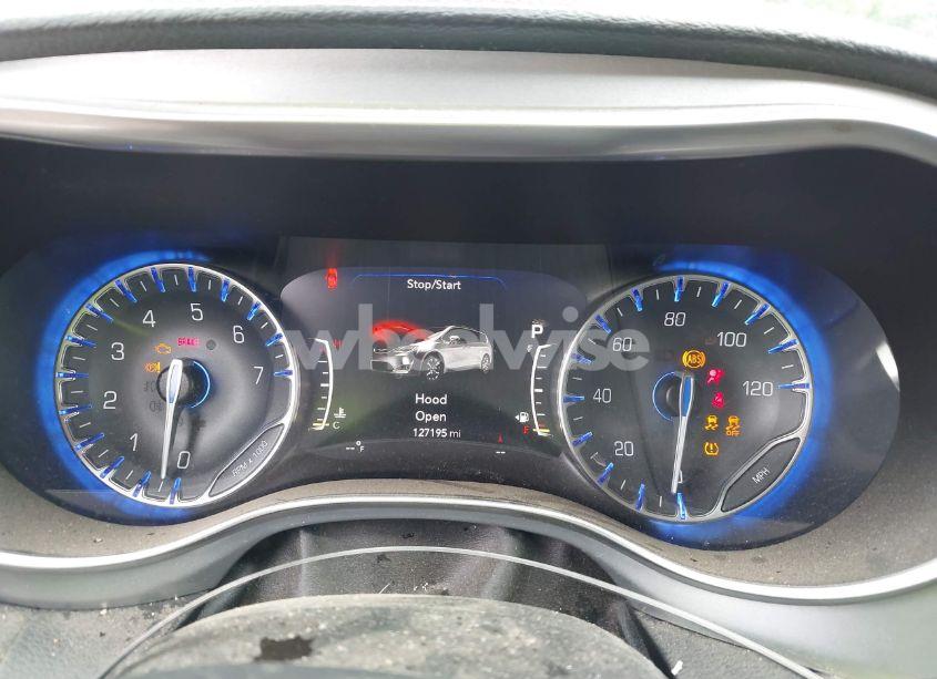 Photo 7 of 2018 Chrysler Pacifica LIMITED (VIN 2C4RC1GG4JR295389)