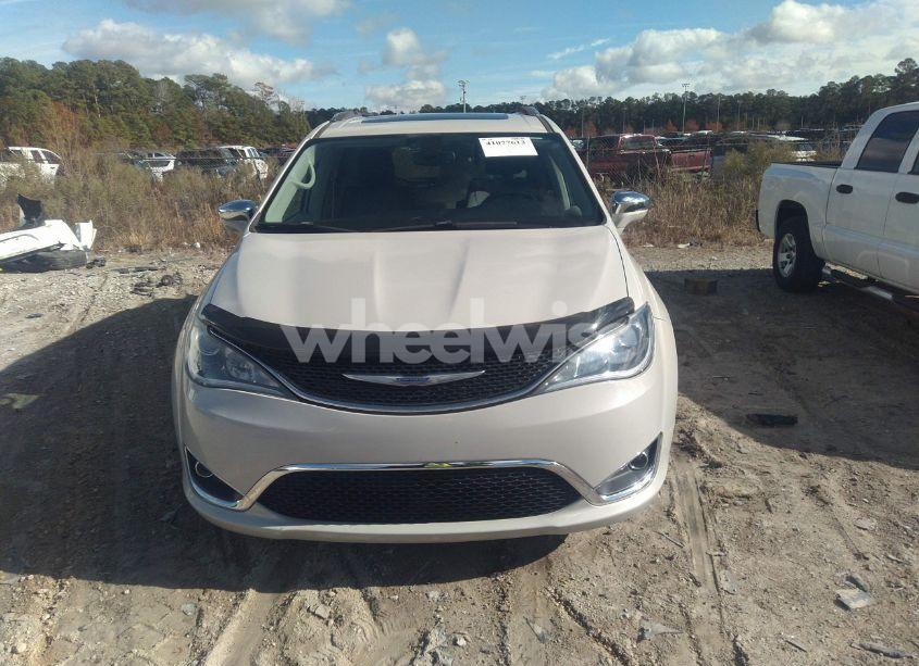 Photo 12 of 2020 Chrysler Pacifica LIMITED (VIN 2C4RC1GG4LR127724)