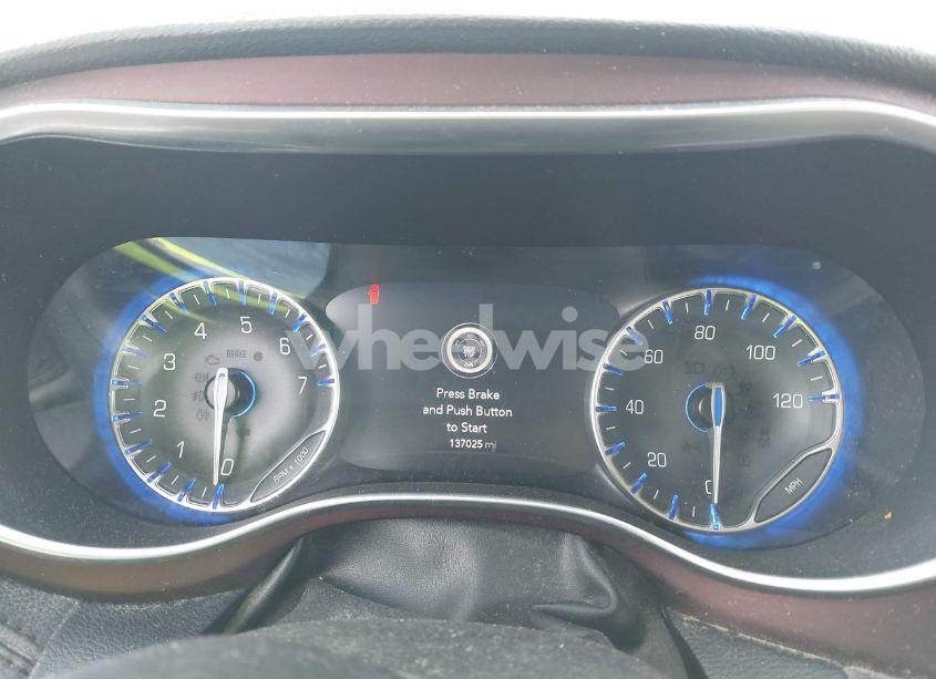 Photo 7 of 2020 Chrysler Pacifica LIMITED (VIN 2C4RC1GG4LR156463)