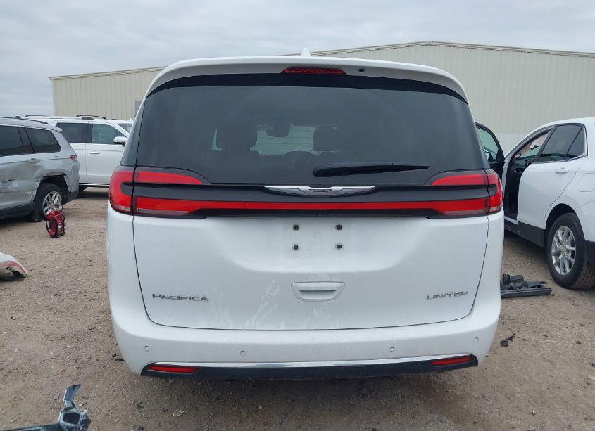 Photo 17 of 2022 Chrysler Pacifica LIMITED (VIN 2C4RC1GG4NR195024)