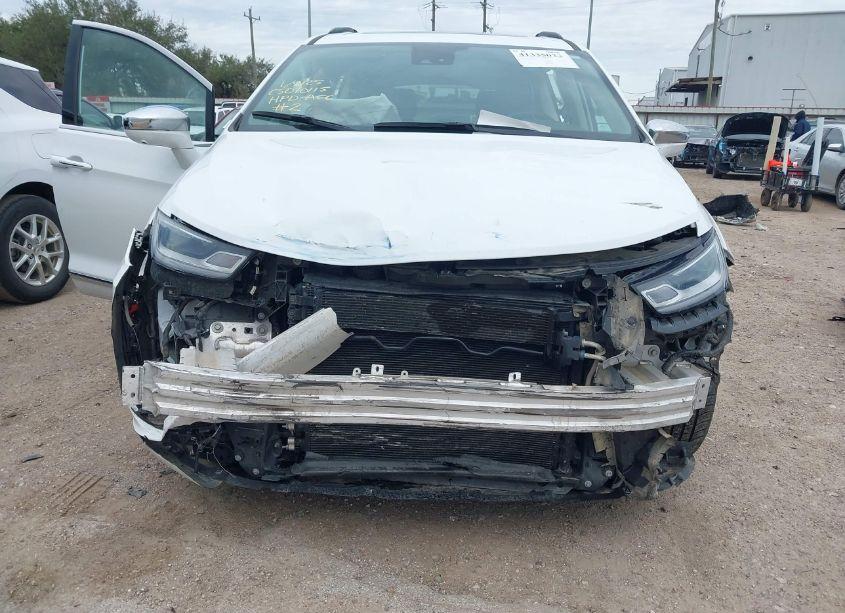 Photo 6 of 2022 Chrysler Pacifica LIMITED (VIN 2C4RC1GG4NR195024)