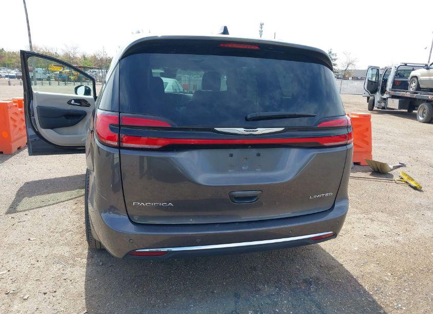 Photo 16 of 2023 Chrysler Pacifica LIMITED (VIN 2C4RC1GG4PR551605)
