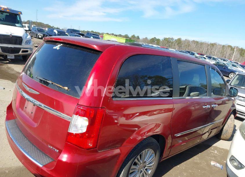 Photo 4 of 2012 Chrysler Town & COUNTRY LIMITED (VIN 2C4RC1GG5CR252389)