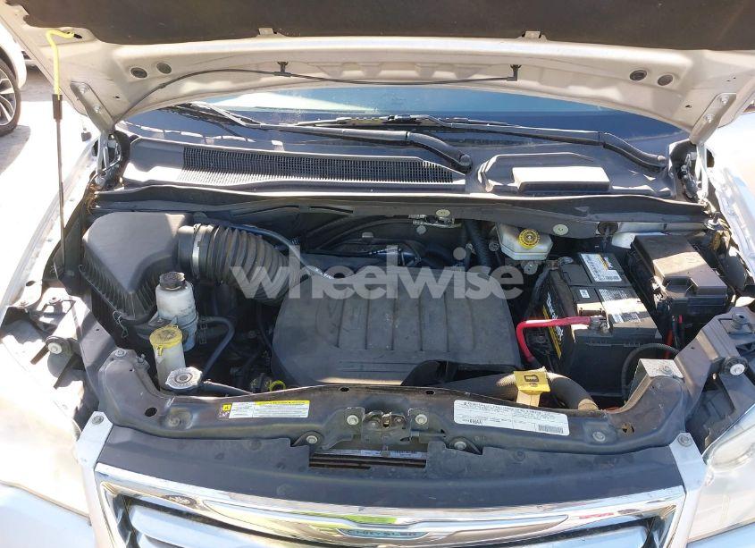 Photo 10 of 2012 Chrysler Town & COUNTRY LIMITED (VIN 2C4RC1GG5CR327365)