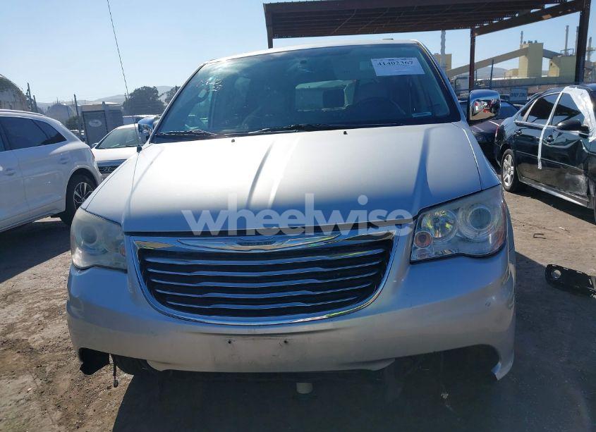 Photo 13 of 2012 Chrysler Town & COUNTRY LIMITED (VIN 2C4RC1GG5CR327365)