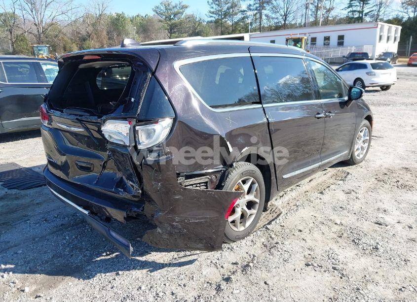 Photo 4 of 2017 Chrysler Pacifica LIMITED (VIN 2C4RC1GG5HR578166)