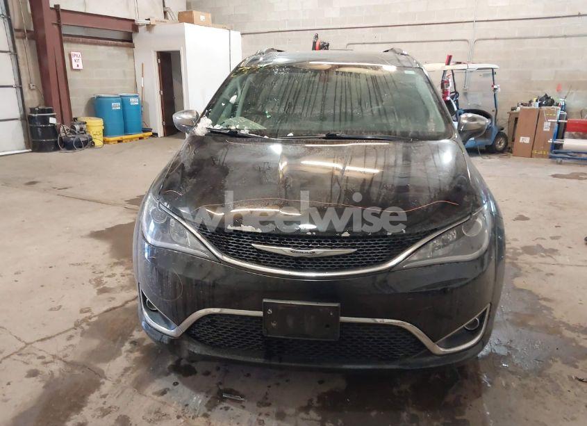 Photo 13 of 2017 Chrysler Pacifica LIMITED (VIN 2C4RC1GG5HR757906)