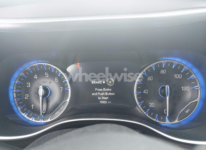 Photo 7 of 2017 Chrysler Pacifica LIMITED (VIN 2C4RC1GG5HR763236)