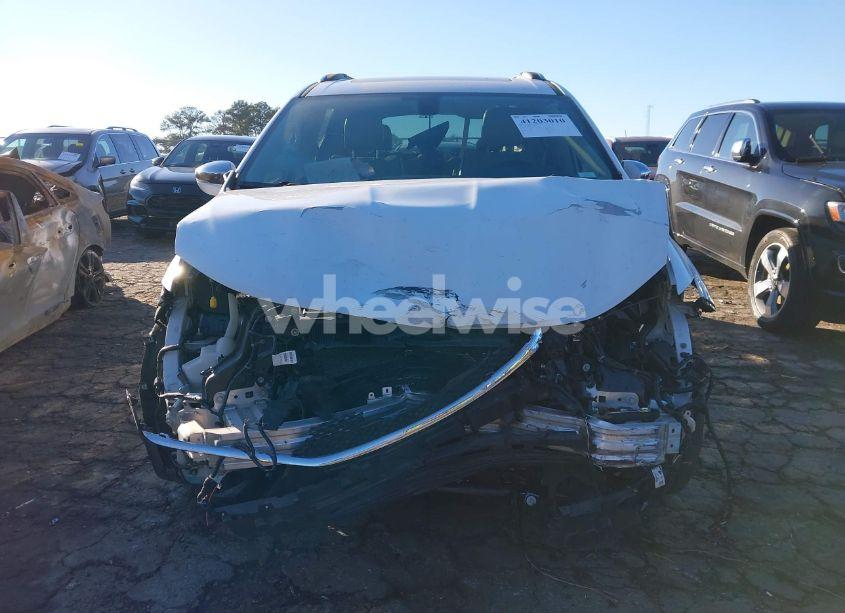 Photo 12 of 2017 Chrysler Pacifica LIMITED (VIN 2C4RC1GG5HR812712)