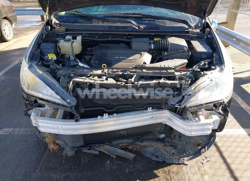 Photo 10 of 2018 Chrysler Pacifica LIMITED (VIN 2C4RC1GG5JR117166)