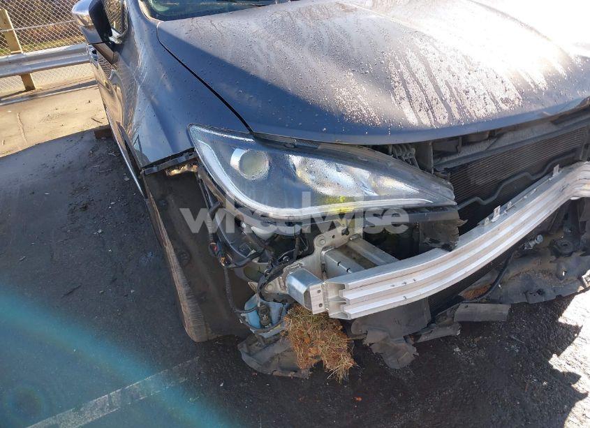 Photo 19 of 2018 Chrysler Pacifica LIMITED (VIN 2C4RC1GG5JR117166)