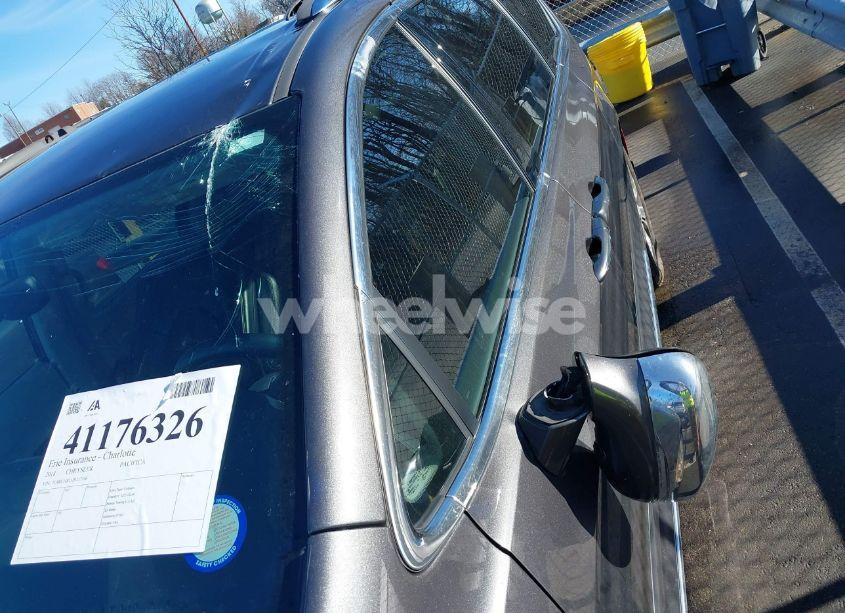 Photo 21 of 2018 Chrysler Pacifica LIMITED (VIN 2C4RC1GG5JR117166)