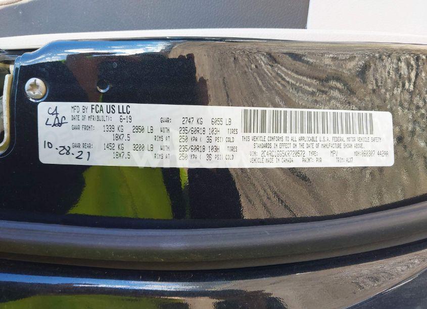 Photo 9 of 2019 Chrysler Pacifica LIMITED (VIN 2C4RC1GG5KR720572)