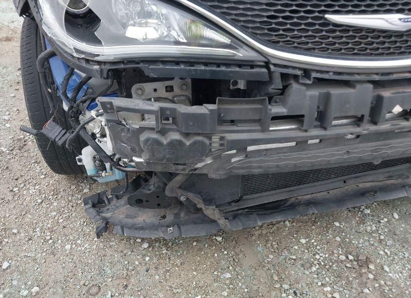 Photo 21 of 2020 Chrysler Pacifica LIMITED (VIN 2C4RC1GG5LR284422)