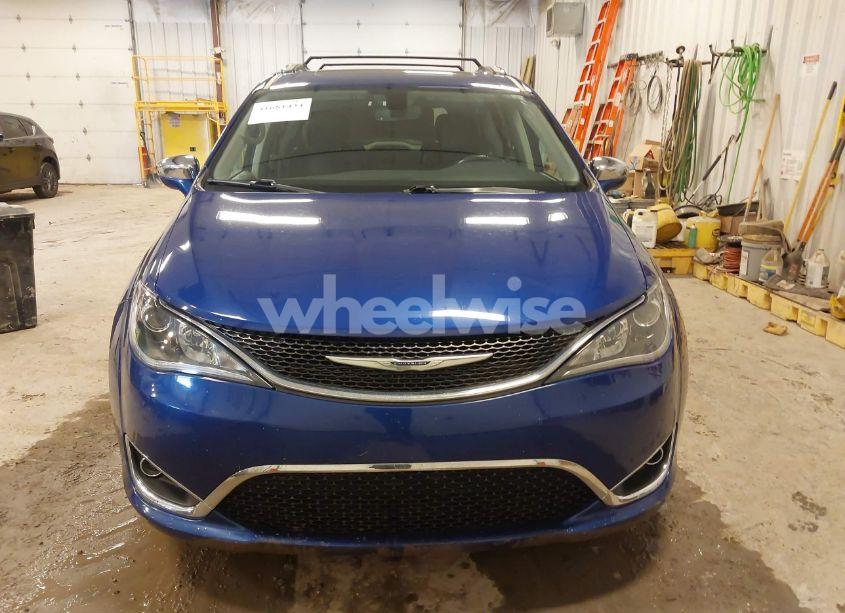 Photo 12 of 2020 Chrysler Pacifica LIMITED (VIN 2C4RC1GG5LR284873)