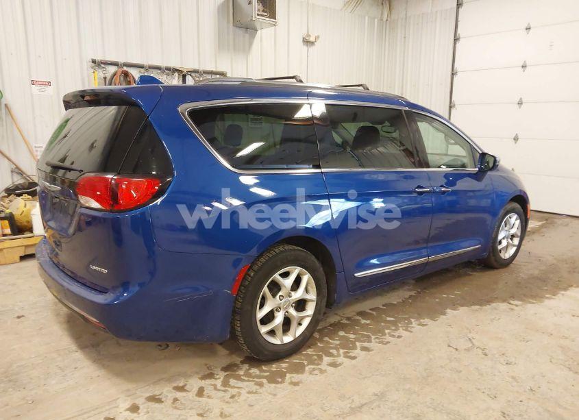 Photo 4 of 2020 Chrysler Pacifica LIMITED (VIN 2C4RC1GG5LR284873)