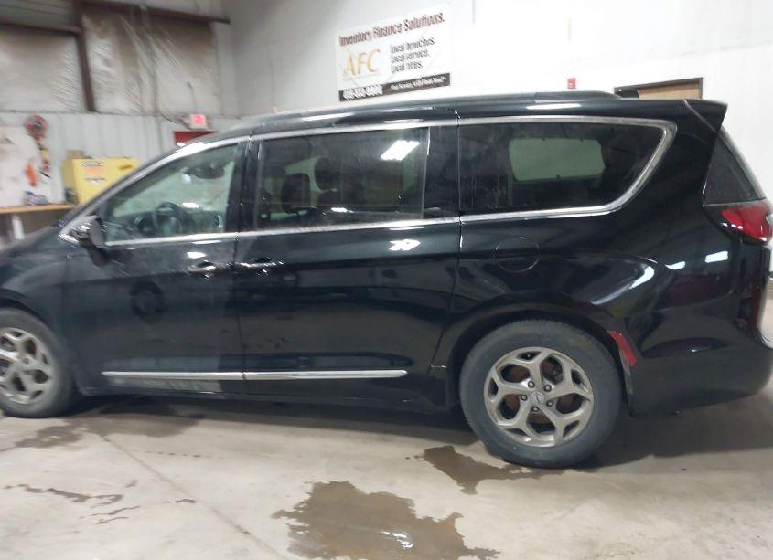 Photo 13 of 2023 Chrysler Pacifica LIMITED (VIN 2C4RC1GG5PR559471)